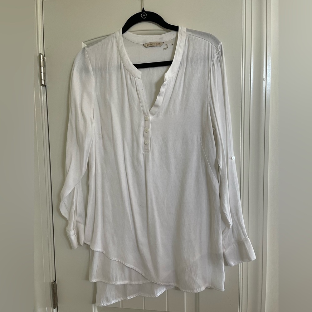 Soft Surroundings cream medium uneven hem tunic